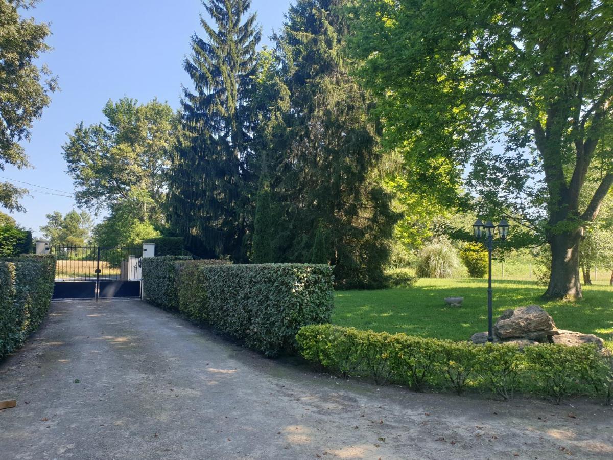 Вилла La Grange De Mombel Losse Экстерьер фото